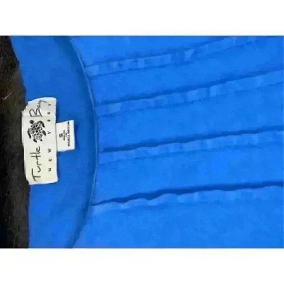 Turtle‎ Bay top - Picture 2 of 2